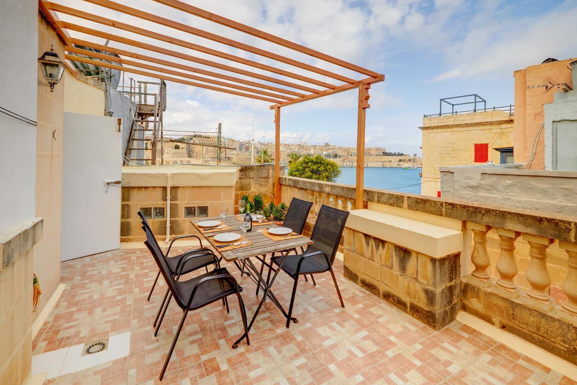 Traditional Maltese Townhouse, Roof Terrace And Views Senglea Zewnętrze zdjęcie