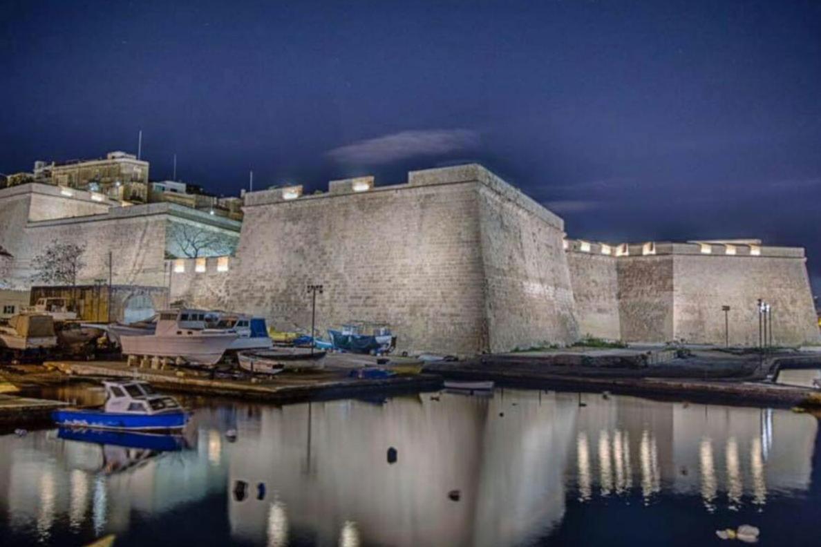 Traditional Maltese Townhouse, Roof Terrace And Views Senglea Zewnętrze zdjęcie